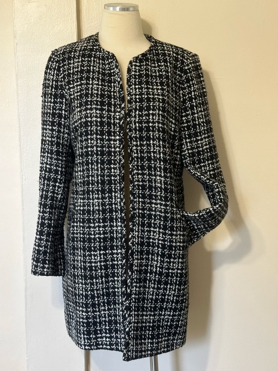 Karl Lagerfeld Jackets & Blazers - Karl Lagerfeld Paris Black & White Tweed Collarless Coat Jacket